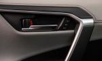 Toyota RAV4 XSE Hybrid 2018 года (NA)
